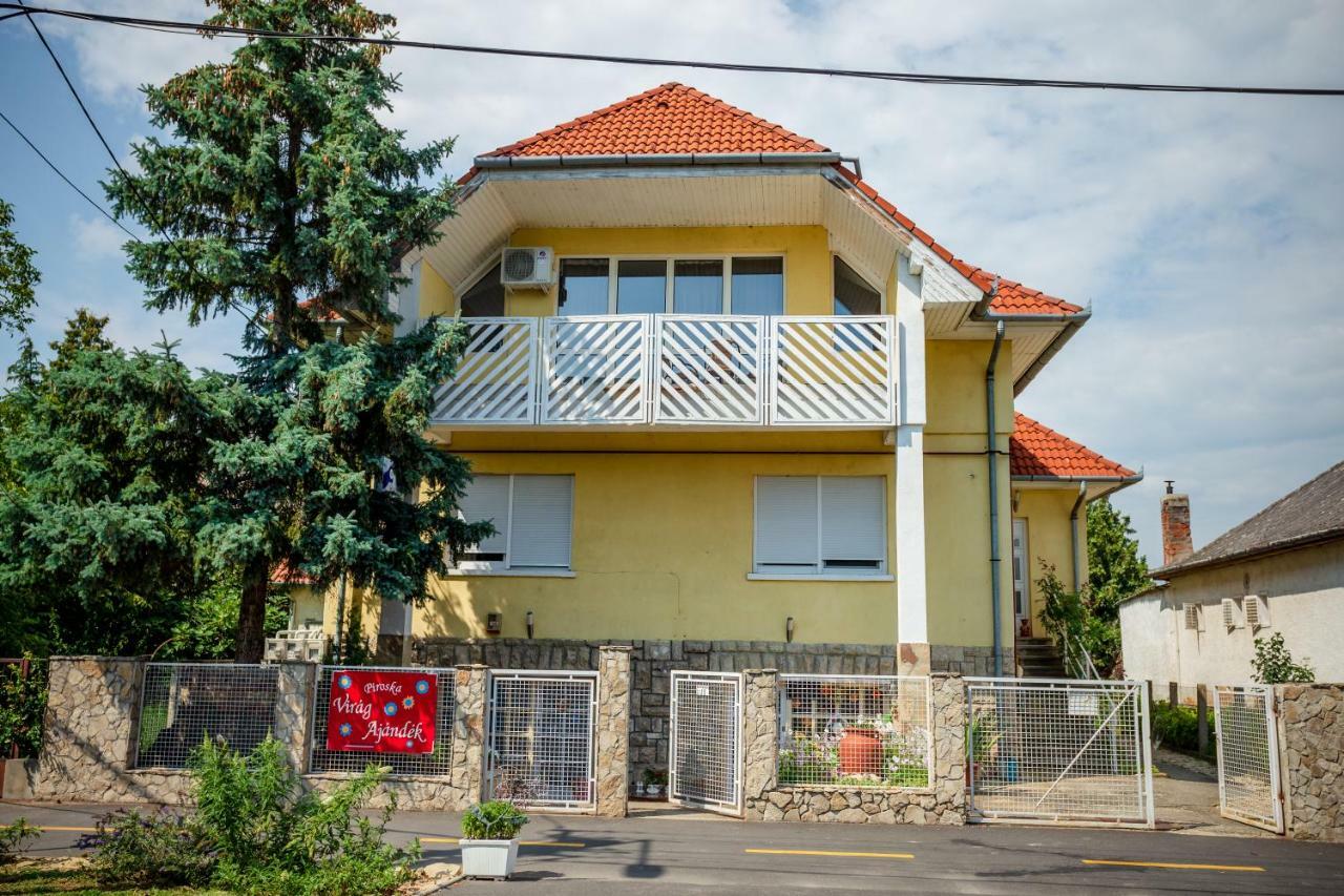 Apartamento Teraszos vendégház Keszthely Exterior foto